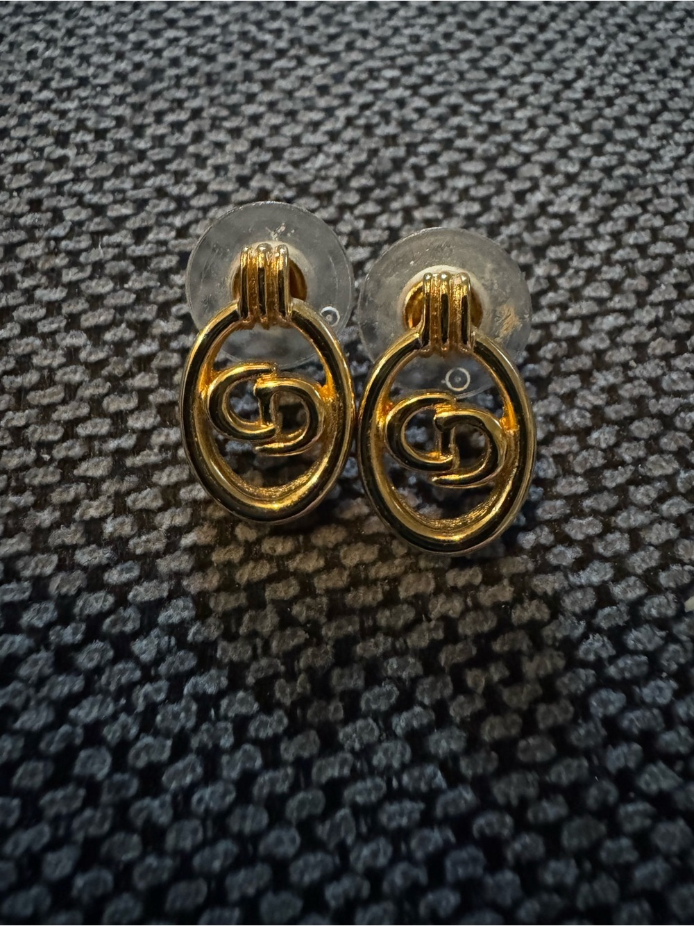 Authentic Dior Gold Oval CD Logo Earrings - Picture 2 of 6